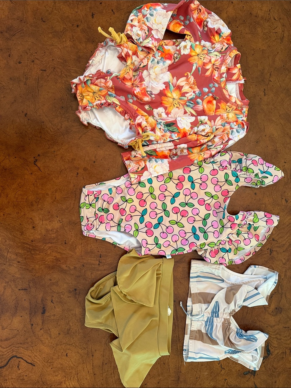 Posh peanut and Kate Quinn swimsuit bundle 18-24 months and 2t